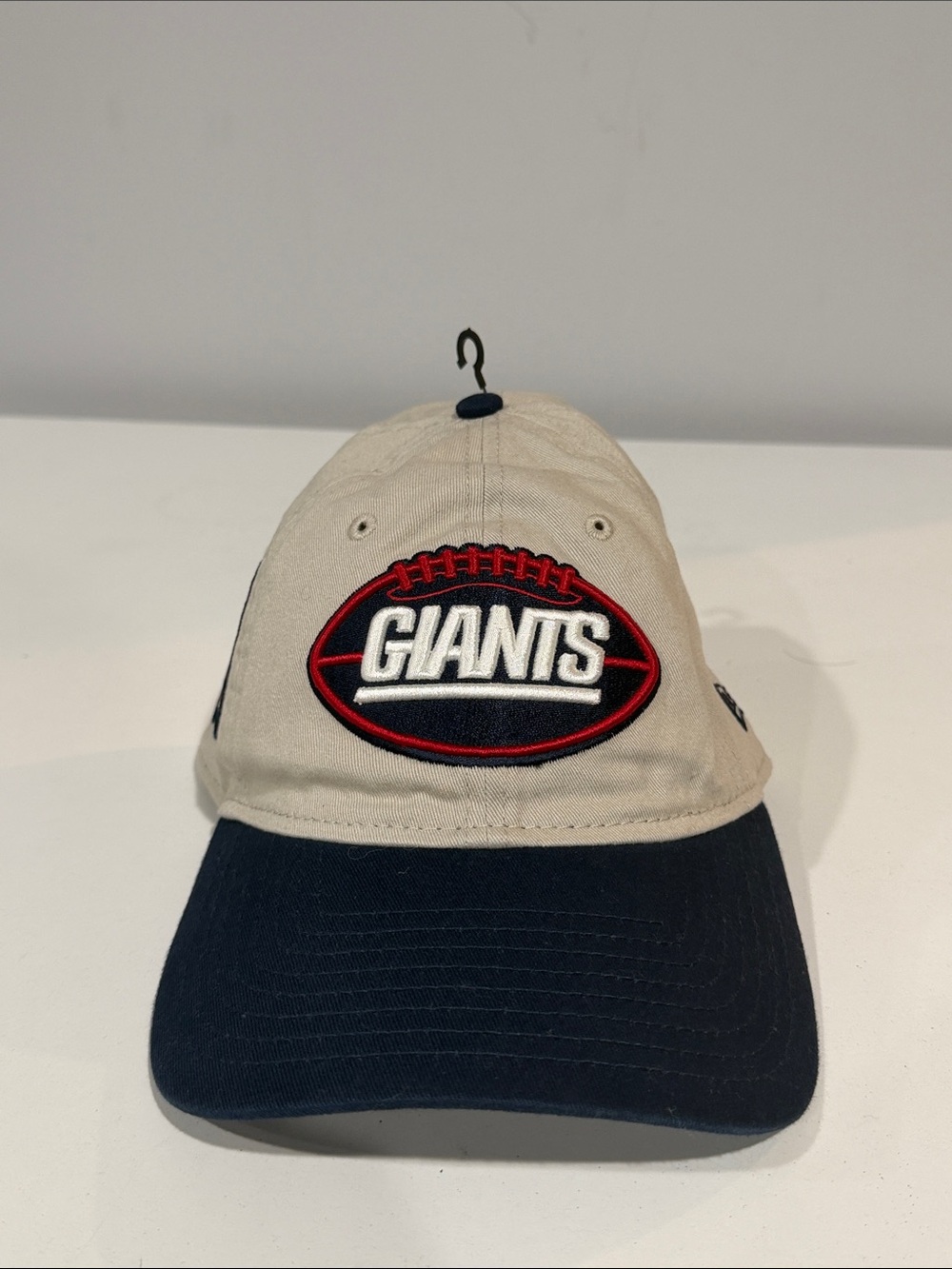 Giants Logo Two-Tone Baseball Cap - Beige and Navy